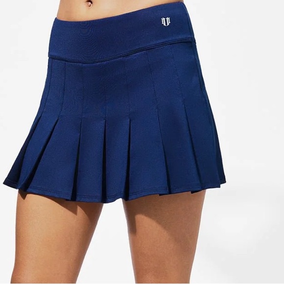 EleVen by Venus Williams Dresses & Skirts - ELEVEN BY VENUS WILLIAMS
FLUTTER SKIRT IN ADMIRAL NAVY